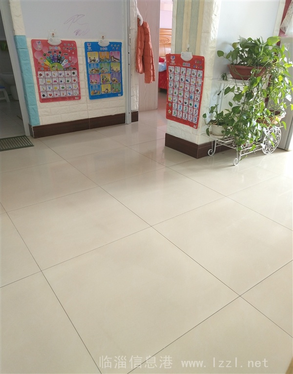 齊福園小區(qū)六樓出售