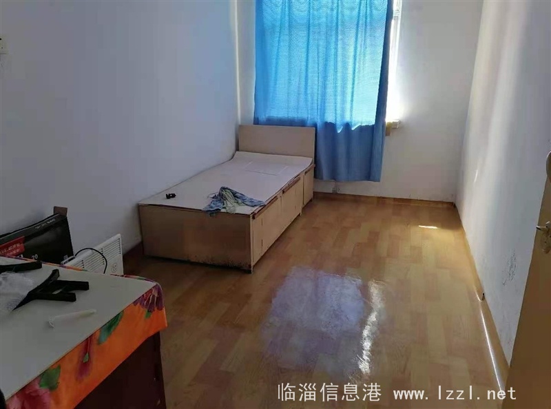 桓公路玉龍商場院內(nèi)樓房出租