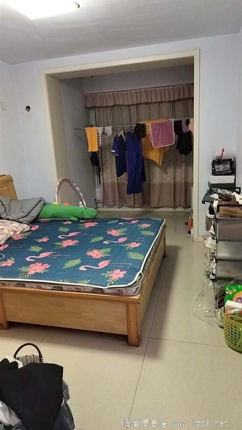 馨香園小區(qū)二樓