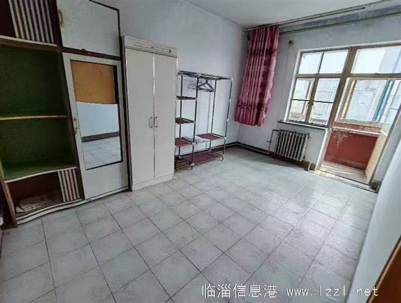 遄臺南學(xué)區(qū)房遄臺南生活區(qū)吉房出售